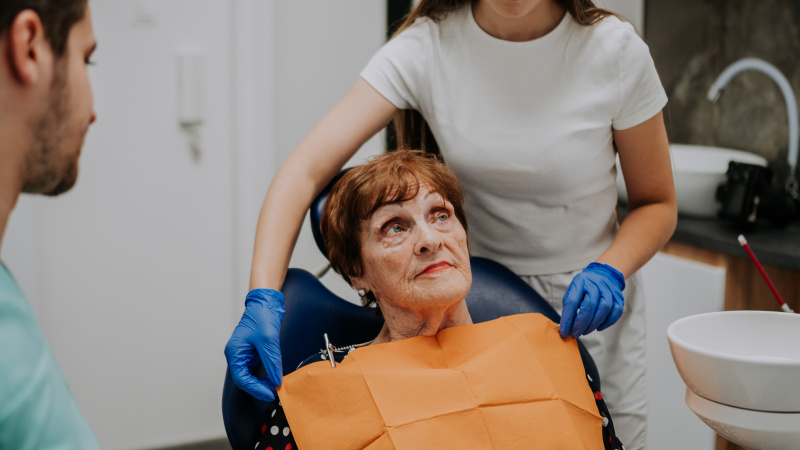 Odbúrať strach zo zubných lekárov je našou prioritou aj pre tých najstarších pacientov.